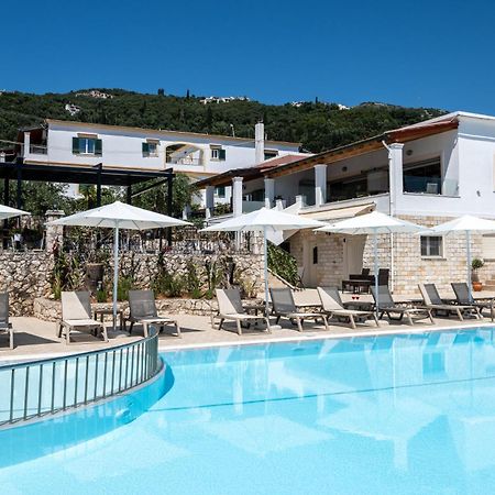 Crystal Blue Hotel, Barbati Bagian luar foto