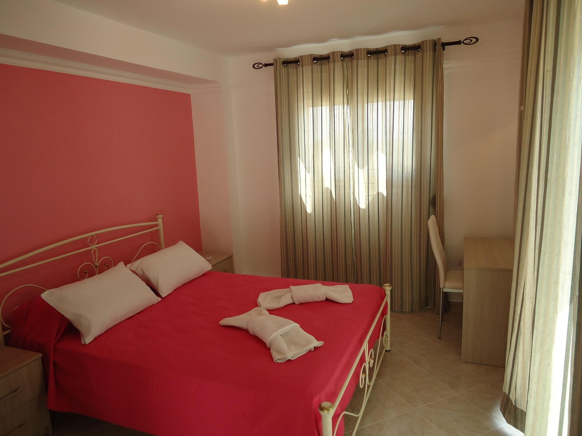 Crystal Blue Hotel, Barbati Bagian luar foto